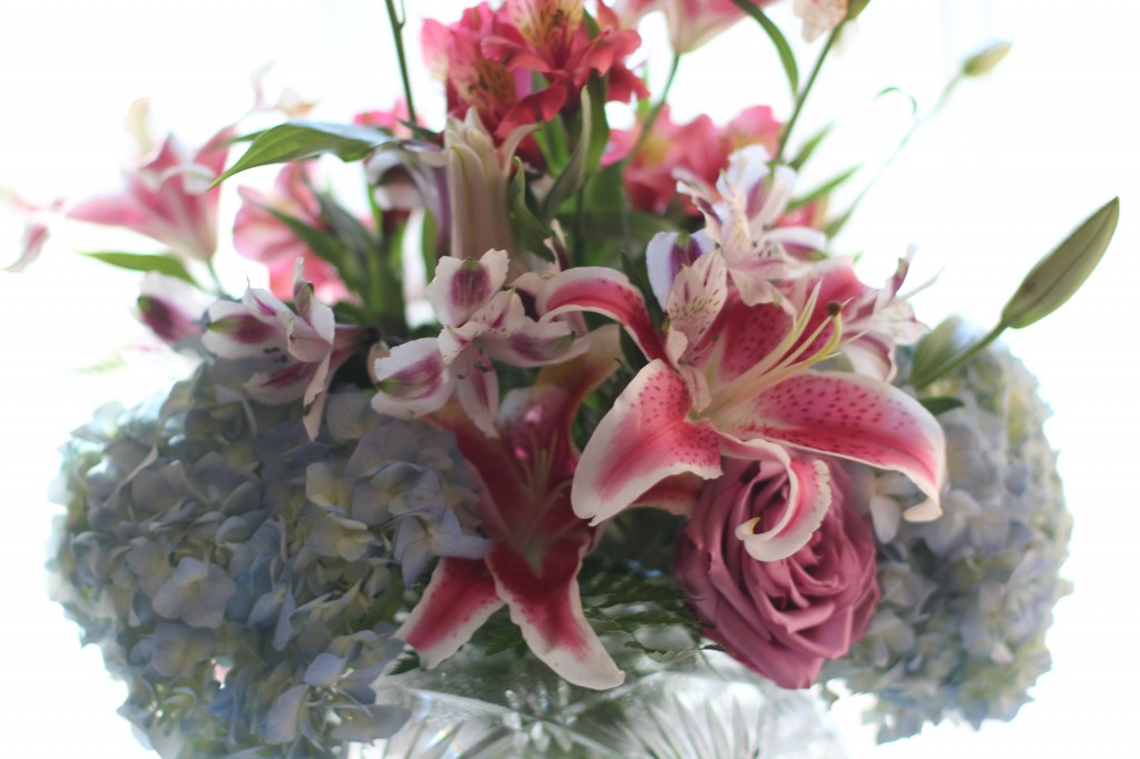 GotMyReservations -- Winery Wedding Anniversary Flowers