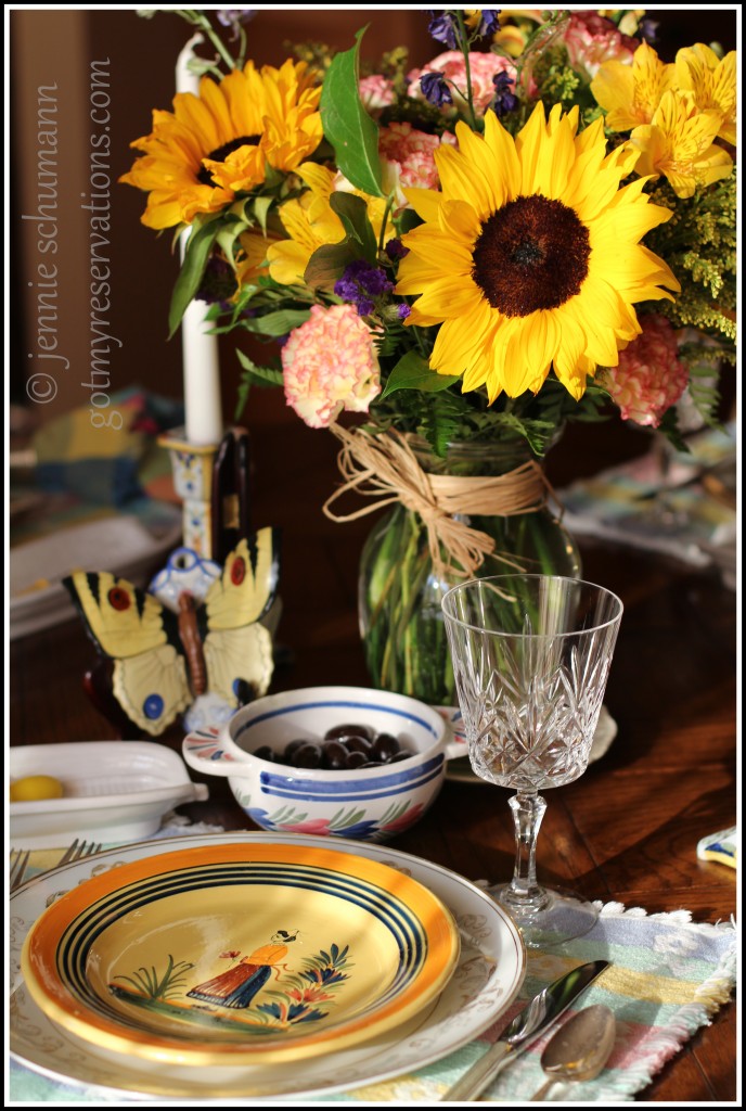 GotMyReservations -- Sunflower Tablescape Vertical