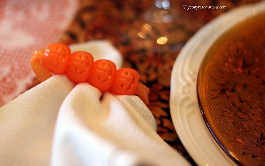 GotMyReservations - Pumpkin Delight Tablescape Napkin Ring